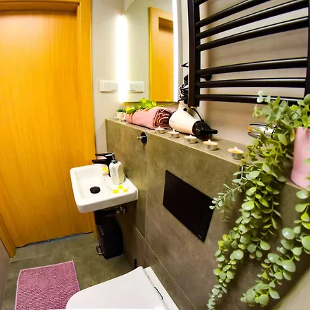 Apartment Hot Jacuzzi In Cracow *